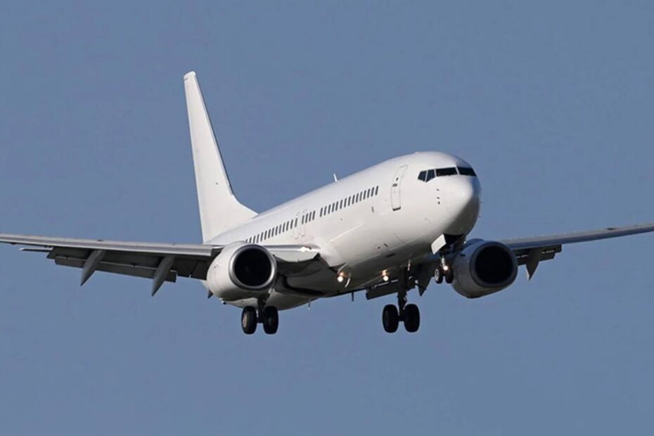 Boeing 737 dispărut de pe radar. În imagine, un avion boeing 737