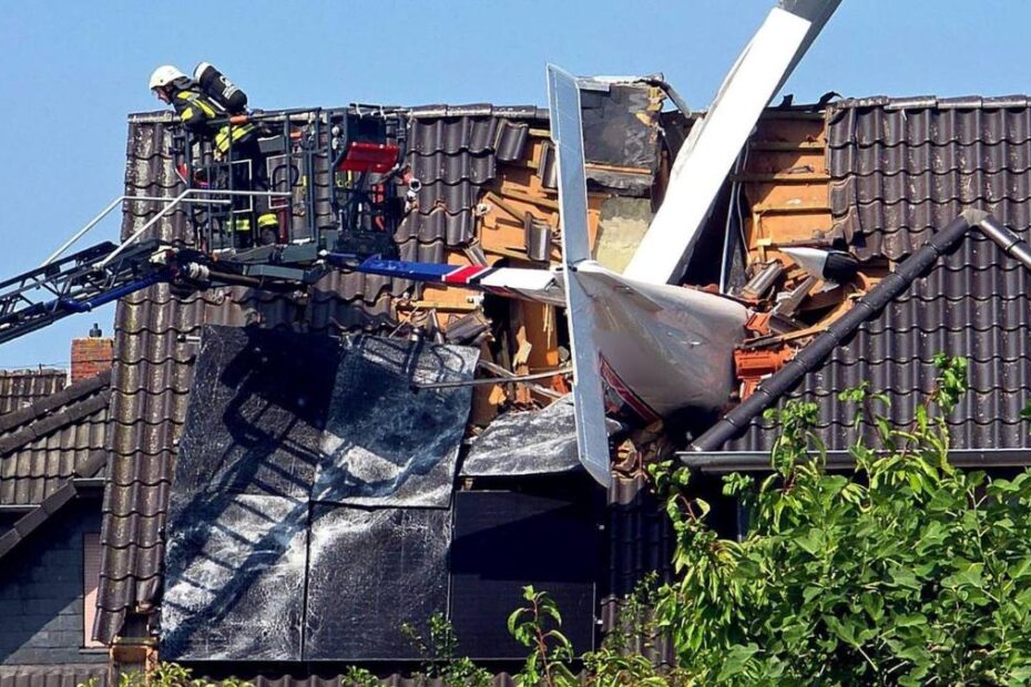 avion prăbușit peste casă Germania