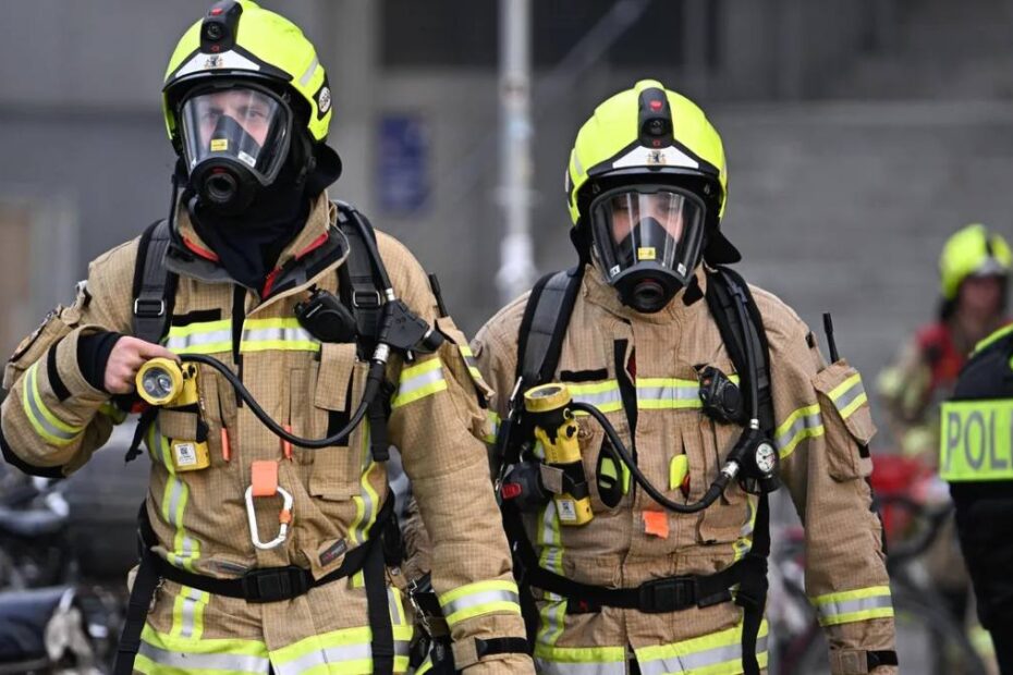 incendiu depozit baterii Germania