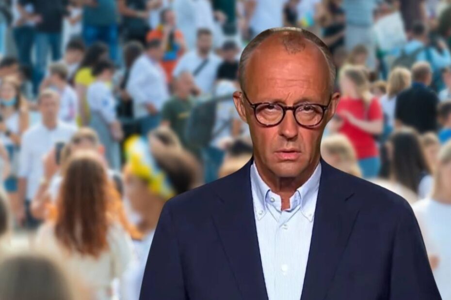 Germania modifică o lege importantă după 20 de ani. În imagine, cancelarul Merz pe fondul unei mulțimi de oameni