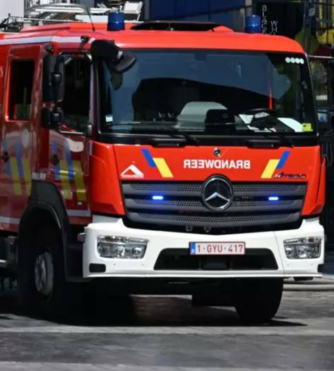 Bruxelles: Lift cu șase morți, între care și un român. În imagine, o mașină de pompieri din Belgia