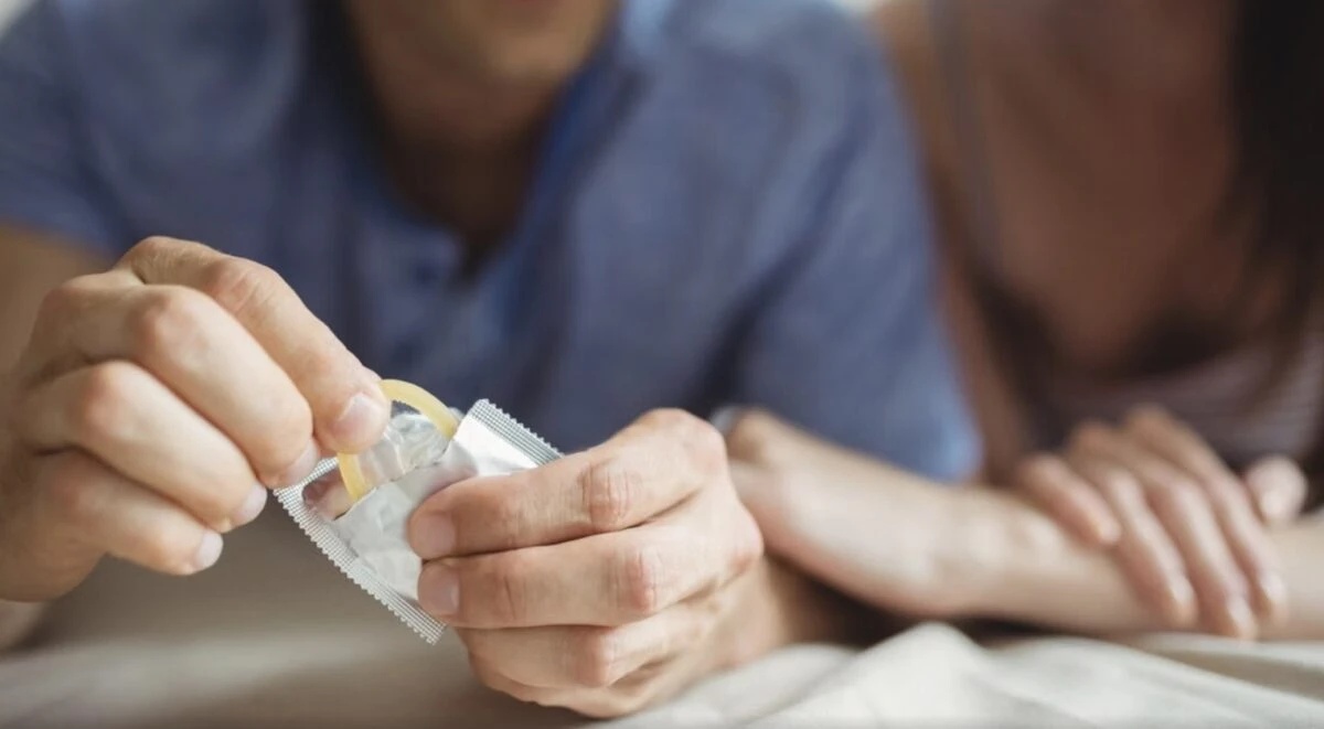 300.000 de prezervative retrase de pe piață din cauza riscului de rupere
