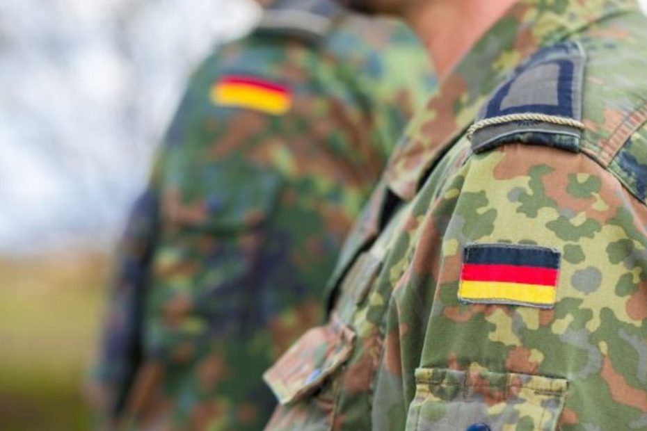 Germania: Recrutarea pentru Bundeswehr este un eșec. Imagine: uniforma militar Germania