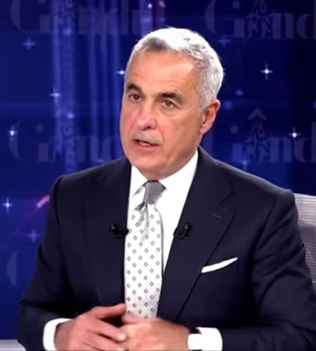 Nicușor Dan anunță trecerea României la euro. În imagine, fostul candidat la președinție, Călin Georgescu