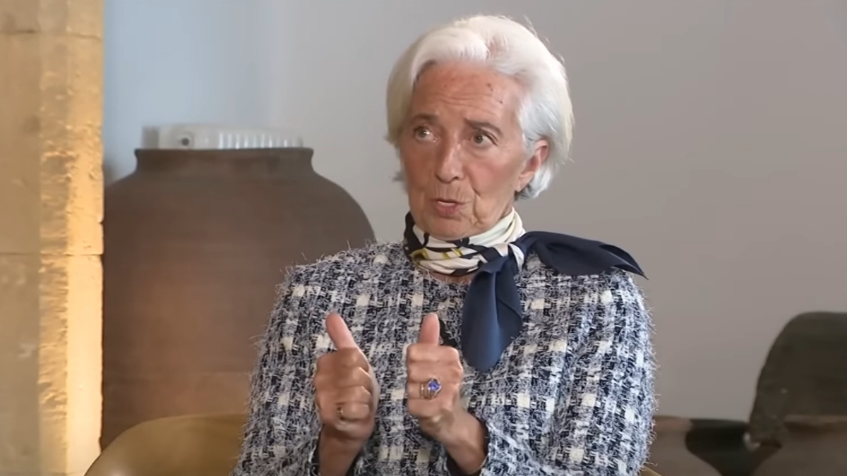 Bancnotele euro se schimbă. În imagine, Christine Lagarde, președinta BCE
