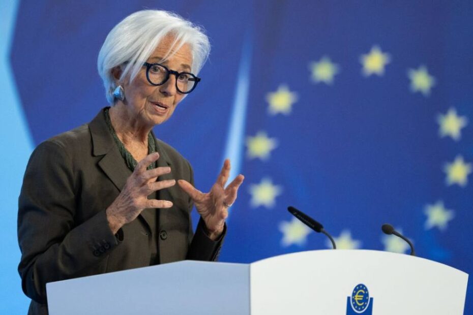 bancnotele euro se schimbă