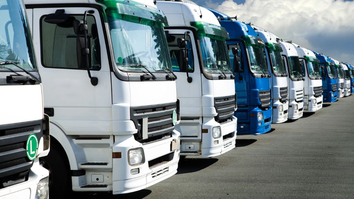 Șofer român de camion în Germania fura motorină de la colegi