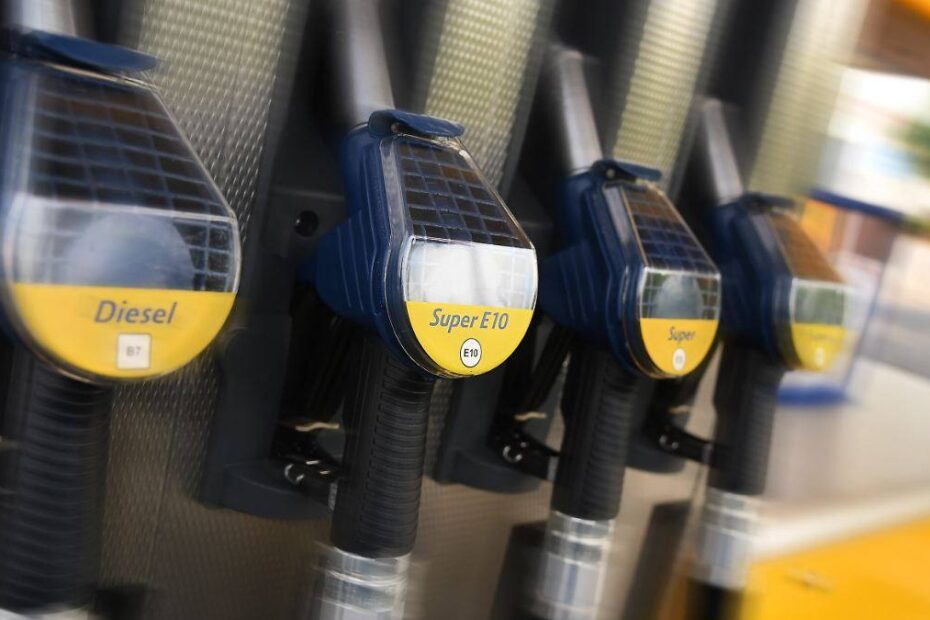 Germania reduce prețul la benzină și motorină cu 17 cenți