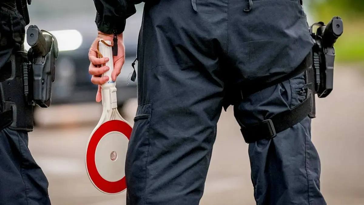 Țara vecină suspendă Acordul Schengen
