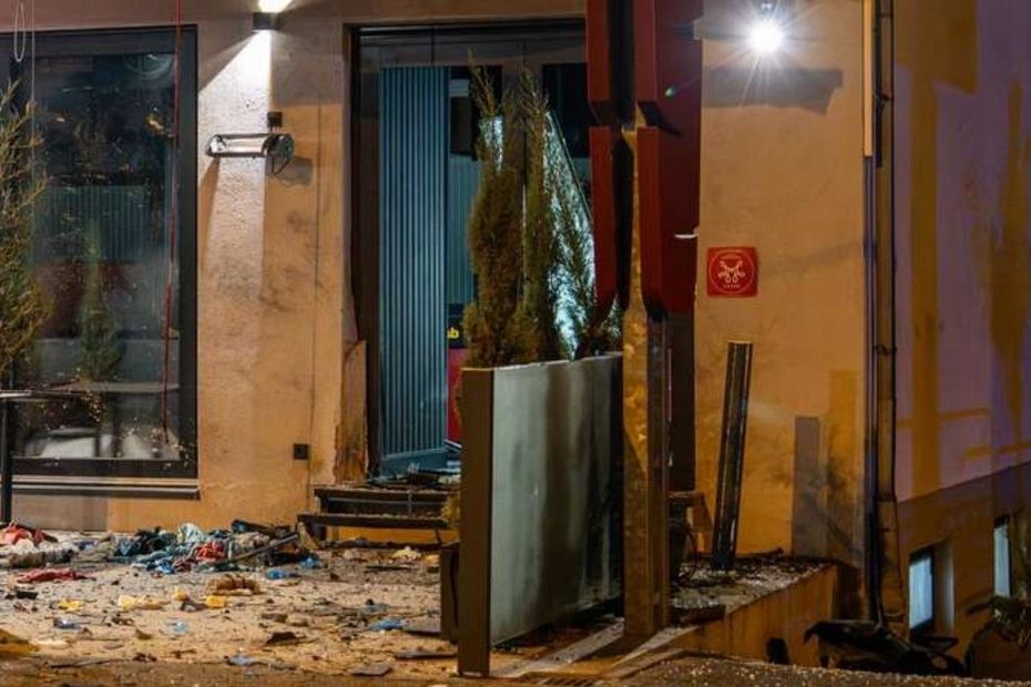 O explozie violentă a zguduit în toiul nopții un oraș din Germania