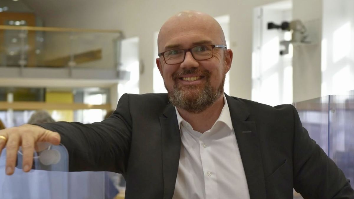Hans-Thomas Tillschneider, politician AfD născut la Timișoara și vicepreședinte al Parlamentului din Saxonia-Anhalt