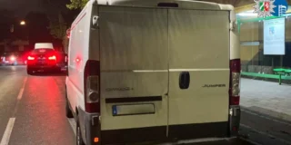 Poliția din Germania a găsit un român dormind în dubă Fotografia: Vehiculul în care a fost găsit românul