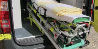 Foto: Scoaterea unei targi din ambulanta