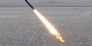 testare rachete mare putere