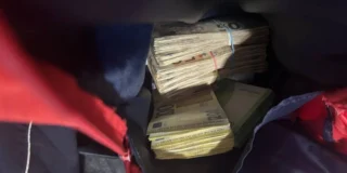 Vameșii germani au confiscat 38.000 de euro în numerar de la doi români