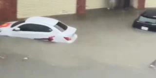 Potop devastator: sunt morți. Imagini de la inundatiile din Nghe An